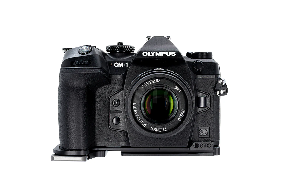 Folding Grip for Olympus OM SYSTEM OM-1 - Image 8
