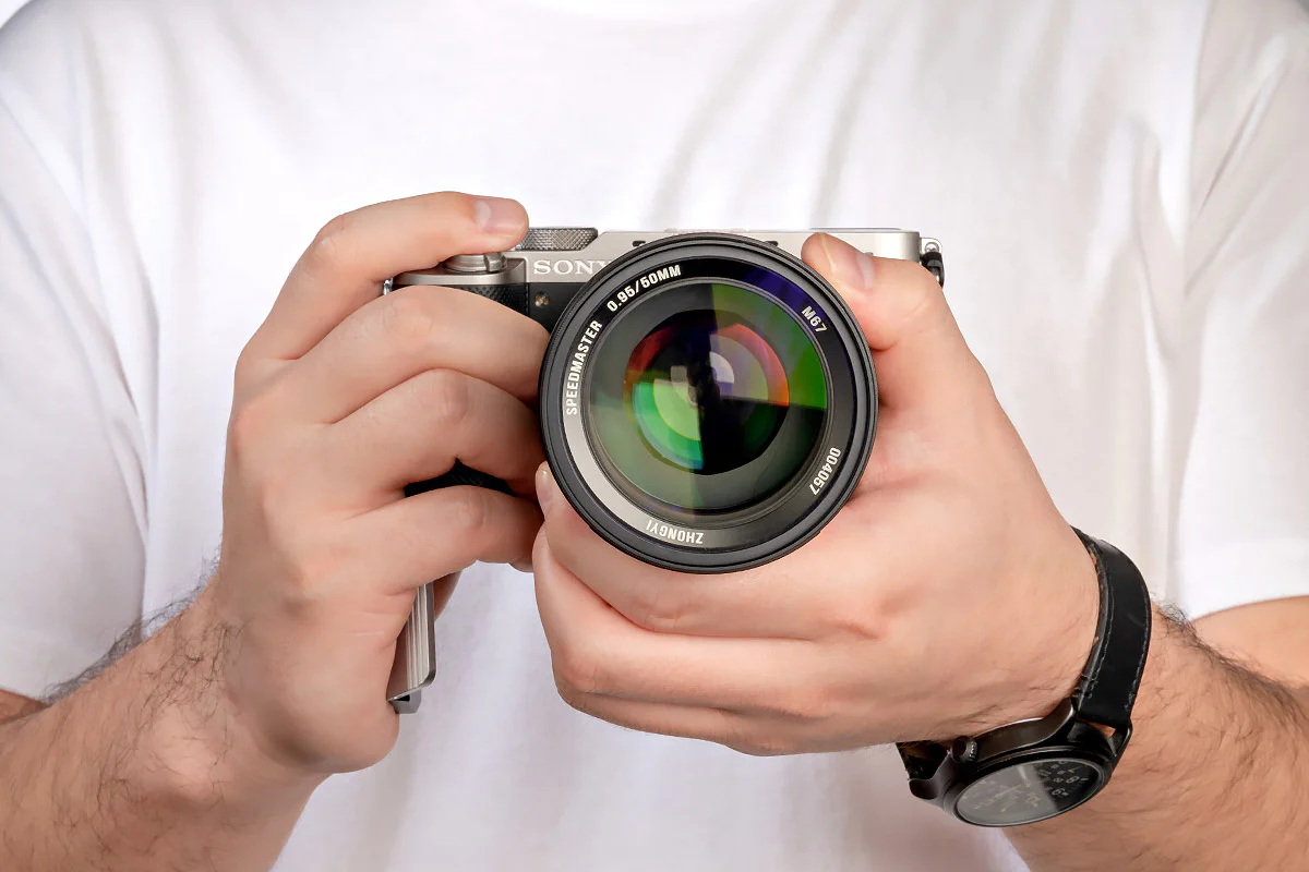 Folding Grip for Sony A7C / ZV-E1 - Image 3
