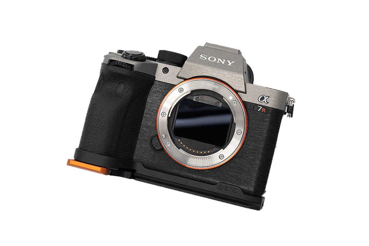 Sensor Protector Clip Filter A74 ver. for Sony A7IV, ZV-E1, A7CII, A7CR Cameras - Image 3